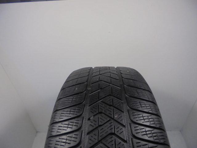 Pirelli Scorpion Winter guma