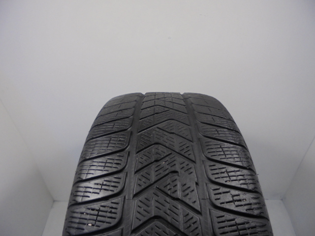 Pirelli Scorpion Winter guma